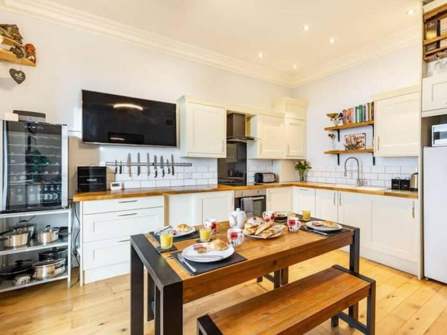 Number 7 Torquay Stunning Sea Views Apartment Ngoại thất bức ảnh