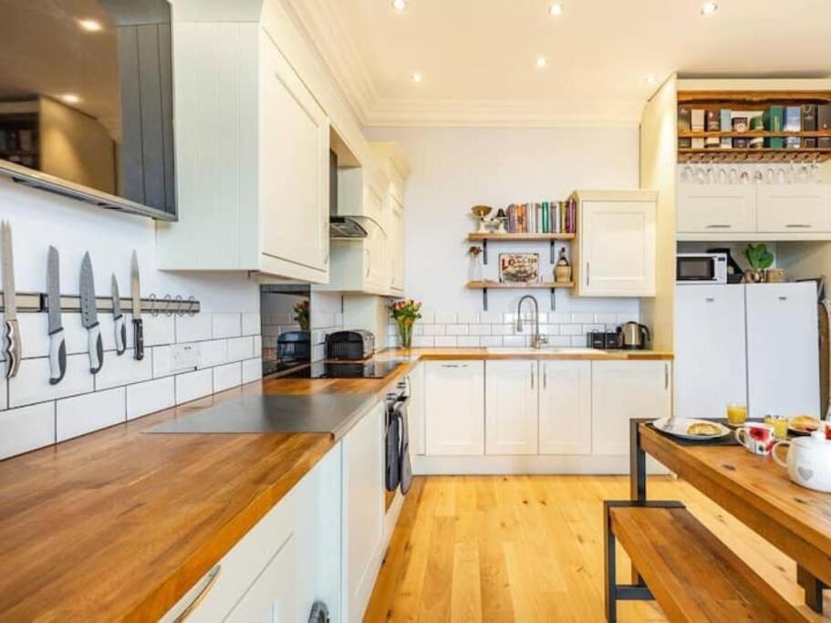 Number 7 Torquay Stunning Sea Views Apartment Ngoại thất bức ảnh