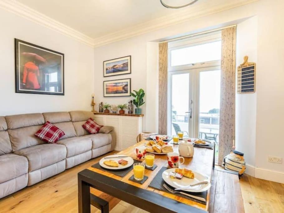 Number 7 Torquay Stunning Sea Views Apartment Ngoại thất bức ảnh